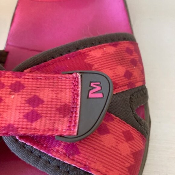 Merrell Velcro Strap Pink Sandals -EUC - Picture 6 of 6